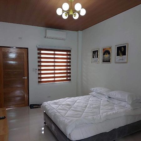 Flb Apartelle Los Banos Los Banos  Exterior foto