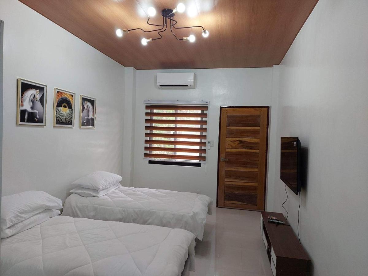 Flb Apartelle Los Banos Los Banos  Exterior foto
